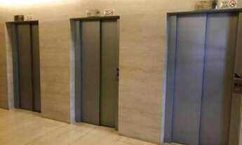 Imagem 2: Lindo flat todo mobiliado e completo em armários de 34m2. conta com ambiente arejado e int