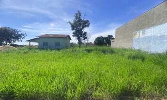 Imagem: Vendo 01 Lote na Avenida C, Bem Localizado