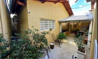 Imagem: Imperdível casa à venda em Goiânia-GO