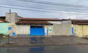 Imagem: Imperdível Casa Comercial à Venda em Vila