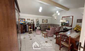 Imagem 7: Imperdível: Casa à venda no Centro de Feliz-RS com 4 quartos, 2 suítes, 4 banheiros, 4 vag