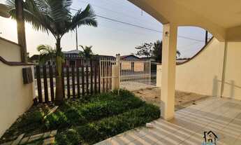 Imagem 2: 3 dormitórios, 1 suítes, 1 banheiros, 1 vaga na garagem, 93M² de Área Construída