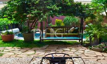 Imagem: Casa à venda com 303,88 m² Residencial