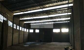 Imagem: 3 banheiro, 30 vagas na garagem, 800M²