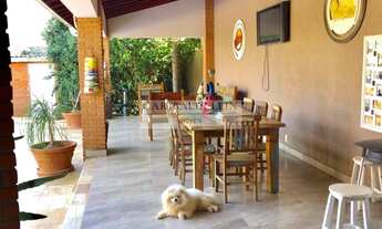 Imagem 6: 4 dormitórios, 1 suítes, 4 banheiro, 3 vagas na garagem, 300M² de Área Construída