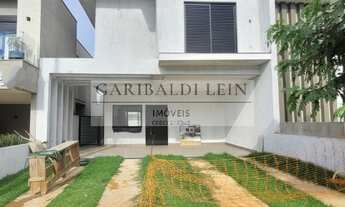 Imagem: 3 dormitórios, 1 suítes, 4 banheiro, 4