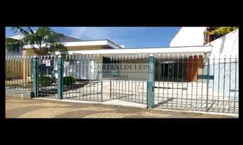 Imagem: 4 dormitórios, 5 banheiro, 6 vagas na garagem