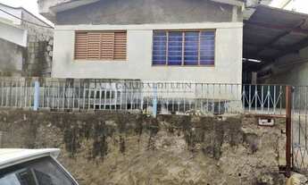 Imagem 2: 3 dormitórios, 2 banheiro, 2 vagas na garagem, 175M² de Área Construída