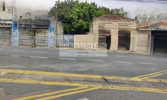 Imagem: 1078M² de Área Construída