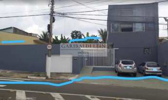 Imagem: 4 banheiro, 5 vagas na garagem, 200M² de