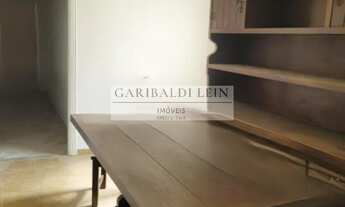 Imagem 7: 3 dormitórios, 2 banheiro, 2 vagas na garagem, 165M² de Área Construída, 310M² de Área Tot