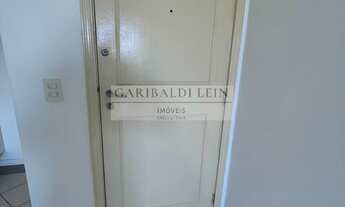 Imagem 2: 1 dormitório, 1 suítes, 1 banheiros, 1 vaga na garagem, 60M² de Área Construída