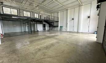 Imagem 4: 2 banheiro, 6 vagas na garagem, 306M² de Área Construída