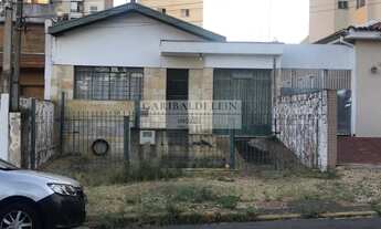 Imagem: 3 dormitórios, 2 banheiro, 3 vagas na garagem