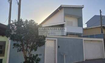 Imagem: 4 dormitórios, 1 suítes, 4 banheiro, 3