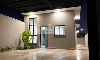 Imagem: 3 dormitórios, 1 suítes, 2 banheiro, 2