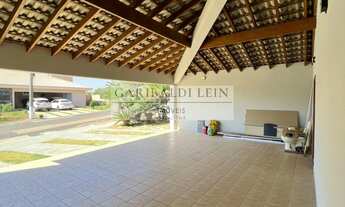 Imagem 5: 4 dormitórios, 2 suíte, 4 banheiro, 8 vagas na garagem, 400M² de Área Construída