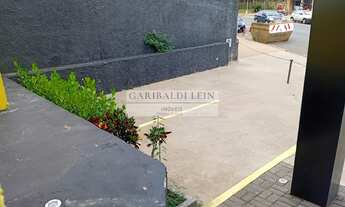 Imagem 4: 2 banheiro, 15 vagas na garagem, 180M² de Área Construída