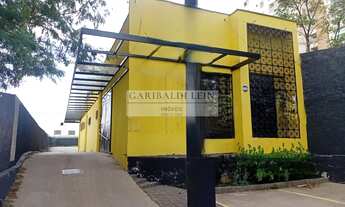 Imagem: 2 banheiro, 15 vagas na garagem, 180M²