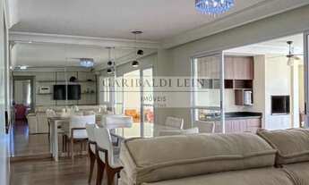 Imagem 2: 3 dormitórios, 1 suítes, 4 banheiro, 2 vagas na garagem, 92M² de Área Construída