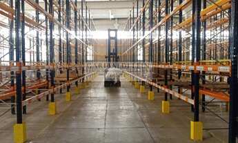 Imagem 5: 4 banheiro, 5 vagas na garagem, 3050M² de Área Construída