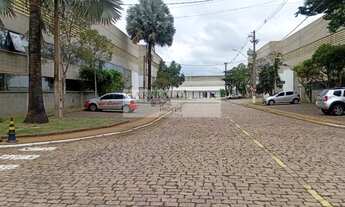 Imagem 4: 4 banheiro, 5 vagas na garagem, 3050M² de Área Construída