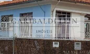 Imagem 2: 3 dormitórios, 1 suítes, 3 banheiro, 2 vagas na garagem, 160M² de Área Construída