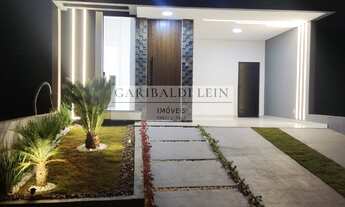 Imagem: 3 dormitórios, 1 suítes, 2 banheiro, 2