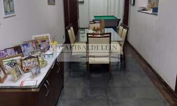 Imagem 4: 4 dormitórios, 4 suíte, 6 banheiro, 3 vagas na garagem, 358M² de Área Construída