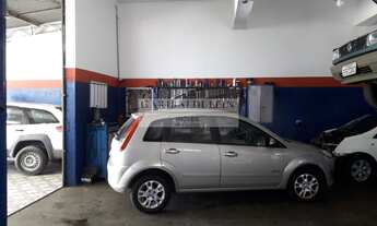 Imagem 6: 2 banheiro, 4 vagas na garagem, 300M² de Área Construída