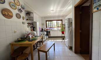 Imagem 4: Lado da USP-Casa com 04 dormitórios em condomínio fechado no Parque dos Príncipes R$ 970.0