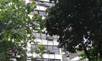 Imagem 3: Leilão de Apartamento na Avenida General San Martin, com 3 quartos - Leblon