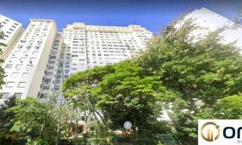 Imagem 2: Apartamento na Av. Rui Barbosa, com 3 dormitórios - Flamengo