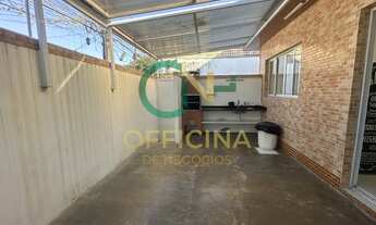 Imagem 3: CASA À VENDA- 2 DORMITÓRIOS C/ 2 SUÍTES- 4 BANHEIROS- 106,79m²- R$ 590.000,00- BAIRRO MARA