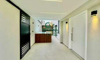 Imagem 3: CASA À VENDA- 3 DORMITÓRIOS C/ 1 SUÍTE- 1 SALA- 3 BANHEIROS- 2 VAGAS- 147,00m²- R$ 1.820.0