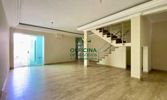 Imagem: CASA À VENDA COM 4 DORMITÓRIOS SENDO 4