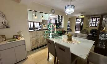 Imagem 4: CASA À VENDA- 3 DORMITÓRIOS C/ 2 SUÍTES- 2 SALAS- 4 BANHEIROS- 131m²- R$ 1.010.000,00- BAI