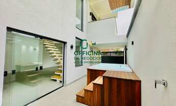 Imagem 6: CASA À VENDA- 3 DORMITÓRIOS C/ 1 SUÍTE- 1 SALA- 3 BANHEIROS- 2 VAGAS- 147,00m²- R$ 1.820.0