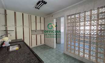 Imagem 6: SOBRADO À VENDA- 3 DORMITÓRIOS C/ 1 SUÍTE- 1 SALA- 4 BANHEIROS- 2 VAGAS DE GARAGEM- 250m²