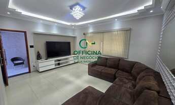 Imagem 7: CASA À VENDA- 2 DORMITÓRIOS C/1 SUÍTE- 3 BANHEIROS- 4 VAGAS DE GARAGEM- 180m²- R$ 851.000