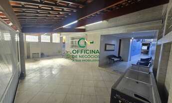 Imagem 2: CASA À VENDA- 2 DORMITÓRIOS C/1 SUÍTE- 3 BANHEIROS- 4 VAGAS DE GARAGEM- 180m²- R$ 851.000