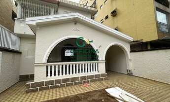 Imagem: CASA À VENDA- 4 DORMITÓRIOS SENDO 1 SUÍTE