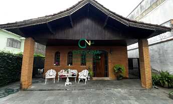 Imagem: CASA À VENDA - 3 DORMITÓRIOS SENDO 1 SUÍTE