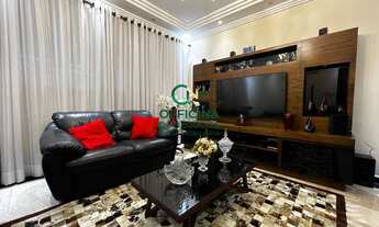 Imagem 4: SOBRADO À VENDA - 3 DORMITÓRIOS SENDO 1 SUÍTE - REFORMADO - 2 VAGAS - 141m² - R$900.000,00