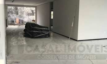 Imagem: CASAL IMÓVEIS VENDE BELÍSSIMA CASA TÉRREA