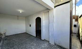 Imagem 3: Sobrado no Setor Leste com 2 Residências 5 Quartos