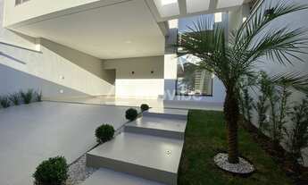 Imagem: Casa com 03 suítes á venda no Residencial