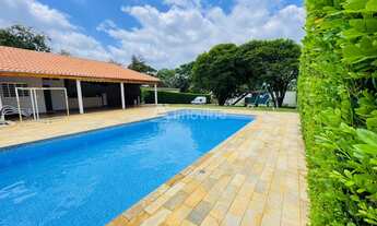 Imagem: Chácara à Venda 03 Dormitórios, Piscina