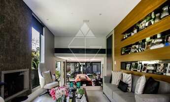 Imagem 7: Casa em Condomínio com 4 Dormitórios à Venda em Alphaville