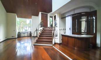 Imagem: Casa em Condomínio com 4 Dormitórios a